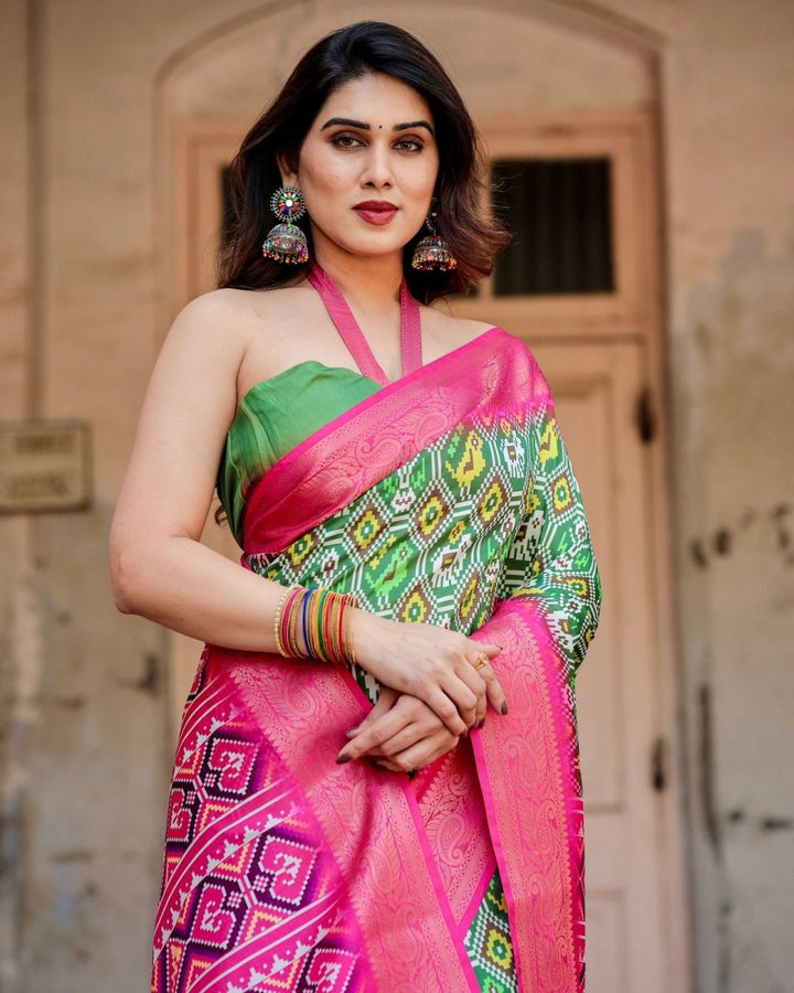 Unveiling the Charm of Digital Printed Sarees: Discover The Daily Looms Collection