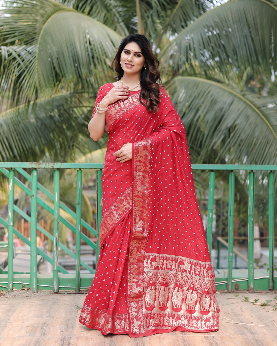 Rajsi Dola Crimson Red