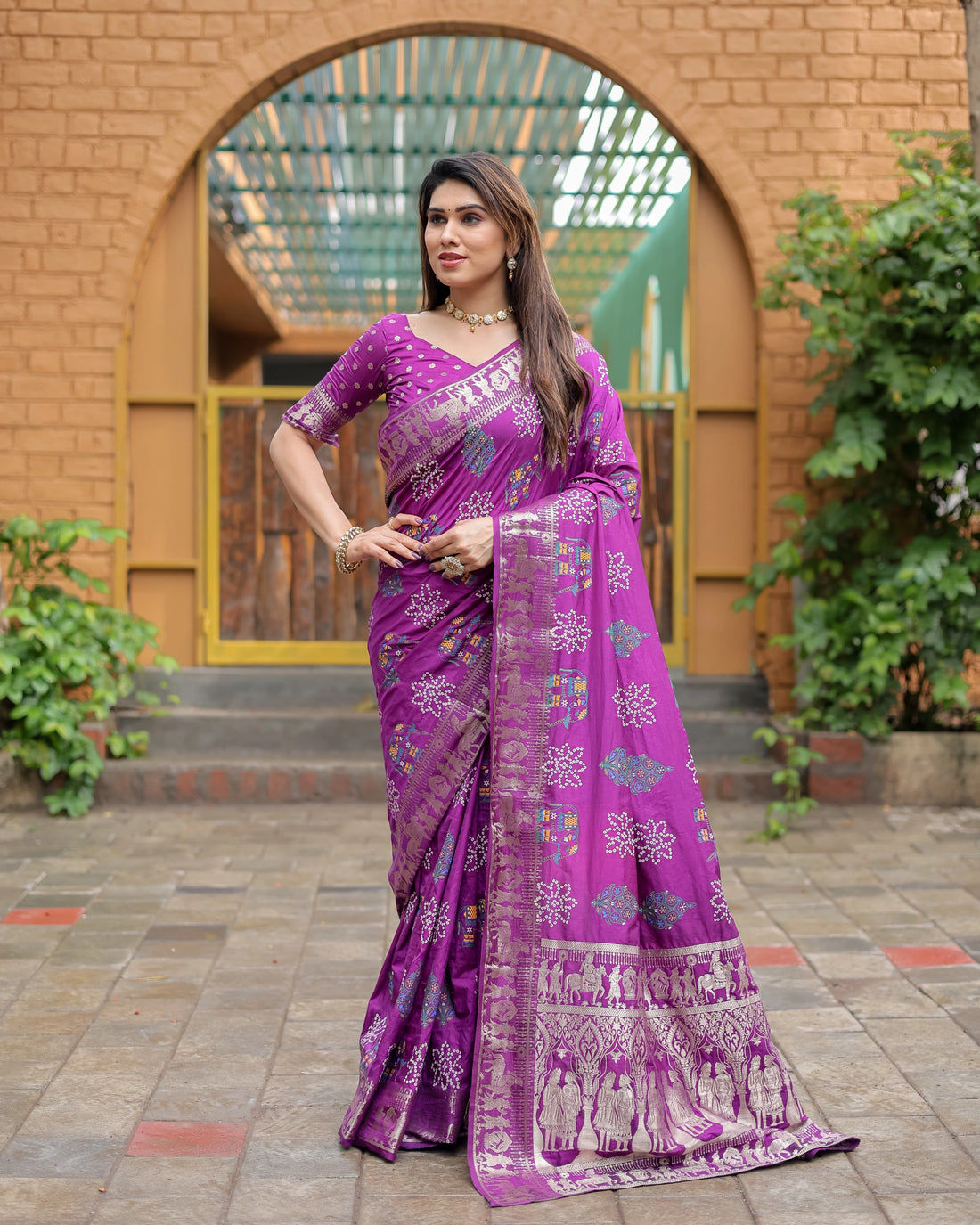 Saanjh Nikhaar Majestic Purple