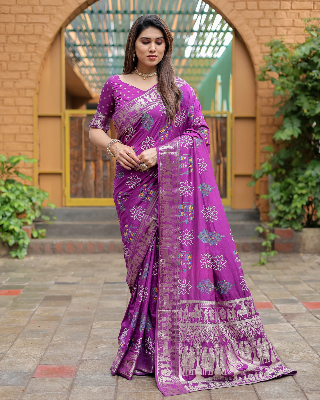 Saanjh Nikhaar Majestic Purple