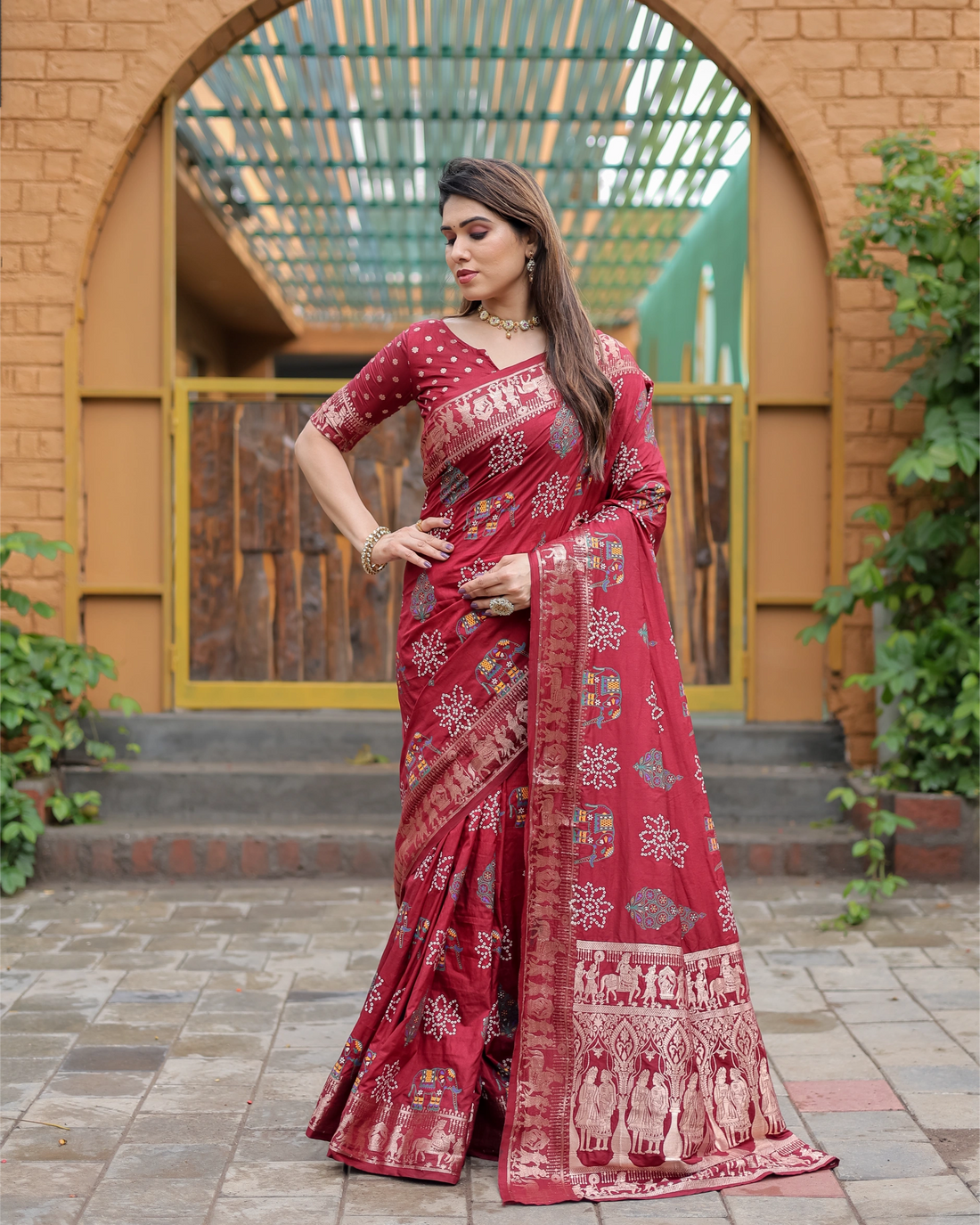 Saanjh Nikhaar Crimson Red