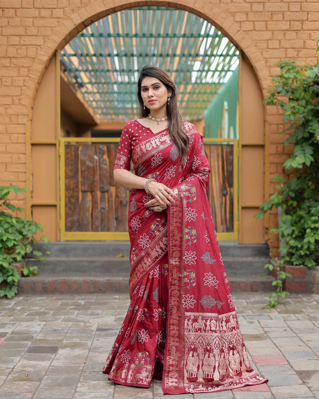 Saanjh Nikhaar Crimson Red