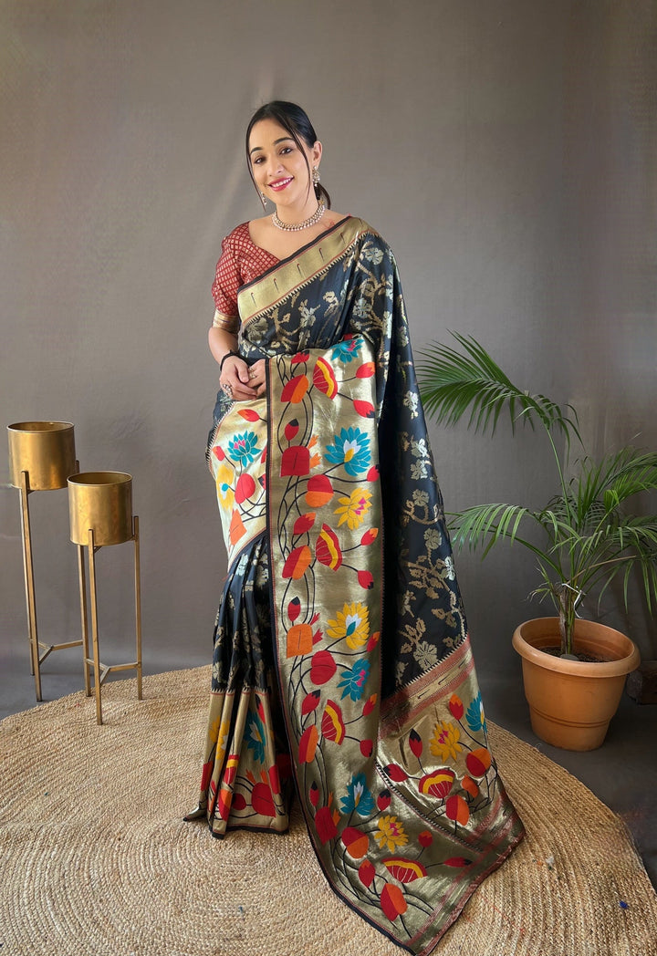 TheDailyLooms NavaRasa - Kaali Raatri